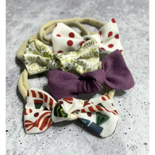 Load image into Gallery viewer, CHRISTMAS CANDY BABY HEADBAND SET
