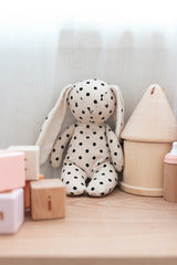 FLOPPY BUNNY LINEN BLACK SPOT