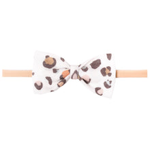 Load image into Gallery viewer, COPPER PEARL BOWTIE BOW
