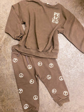 Load image into Gallery viewer, RYLEE + CRU PEACE JOGGER SWEATPANT
