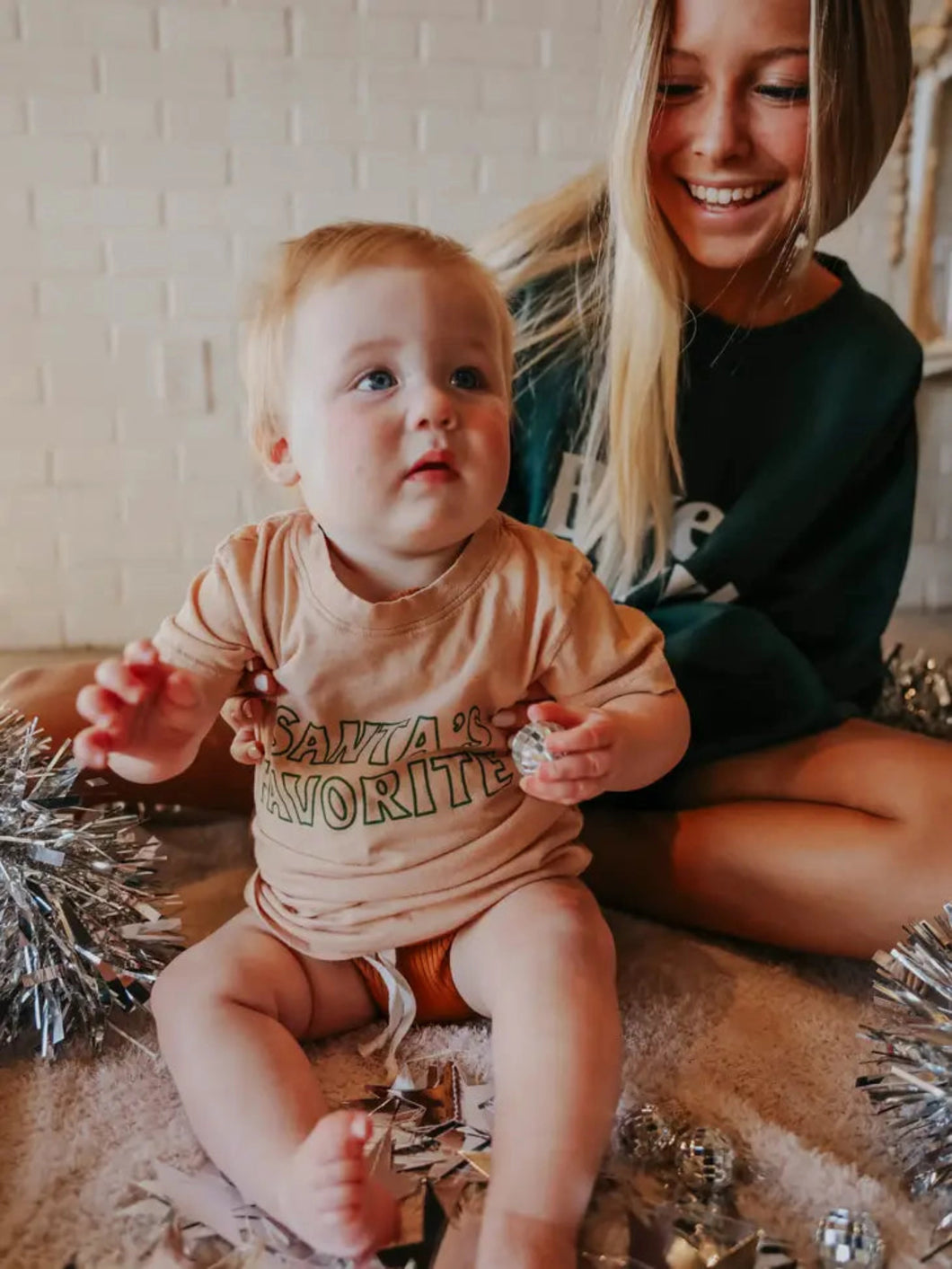 SANTA'S FAVE TEE