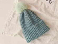 Load image into Gallery viewer, BABY POM POM BEANIE
