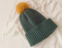 Load image into Gallery viewer, BABY POM POM BEANIE
