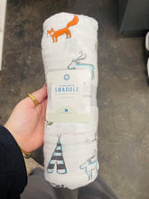 Load image into Gallery viewer, LITTLE UNICORN SWADDLE
