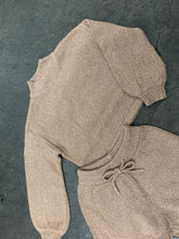 Load image into Gallery viewer, RYLEE + CRU KNIT SWEATER IN HEATHERED MOCHA
