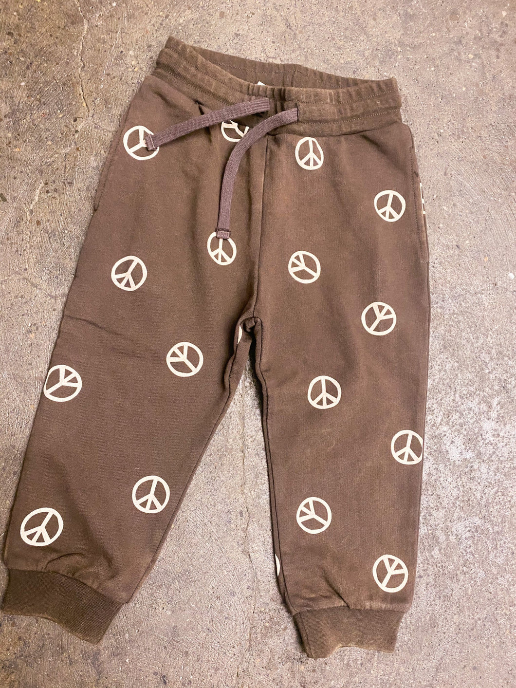 RYLEE + CRU PEACE JOGGER SWEATPANT